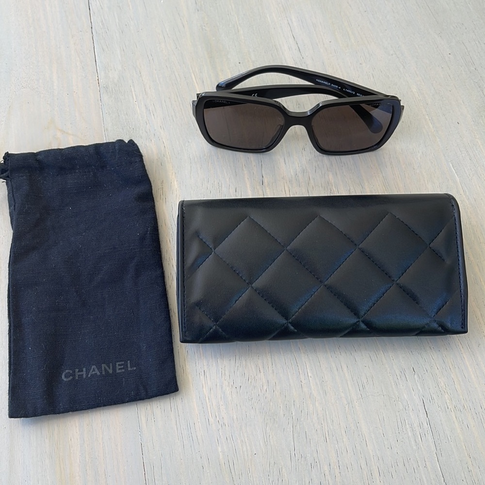 AUTHENTIC Chanel Square Sunglasses- Excellent condition - Picture 9 of 10